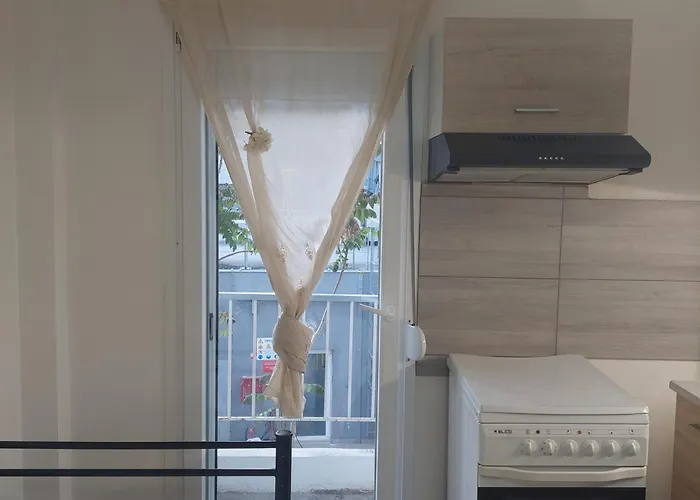 Apartment Small Budget Center1